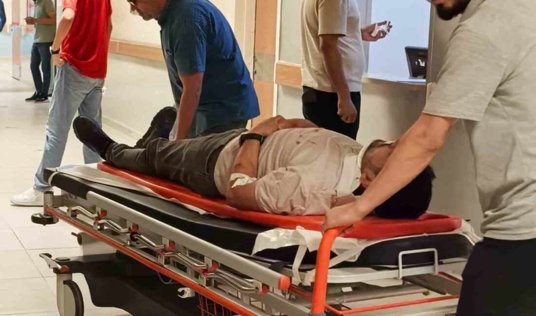 Bursa’da otomobil kamyona çarptı: 1’i ağır 2 yaralı BURSA'NIN İNEGÖL İLÇESİNDE MEYDANA GELEN KAZADA KONTROLDEN ÇIKAN OTOMOBİL KAMYONA