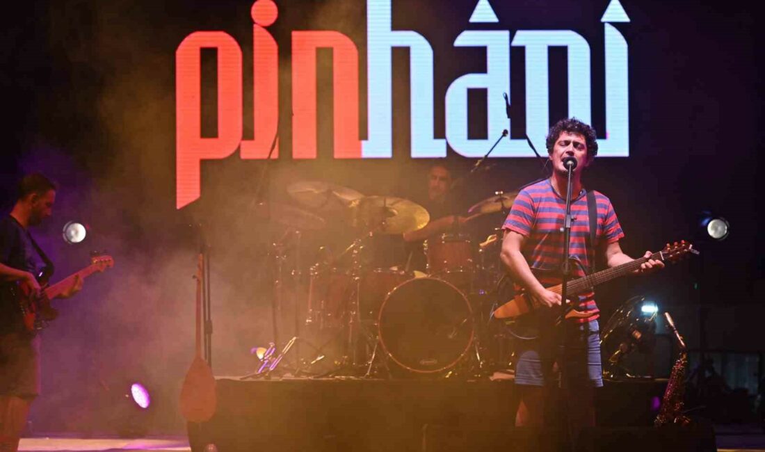 Bursa’dan dünyaya ‘Barış’ mesajları BURSA KENT KONSEYİ ÖNCÜLÜĞÜNDE ‘BURSA DEMOKRASİ PAYDAŞLARI’ TARAFINDAN DÜZENLENEN 1