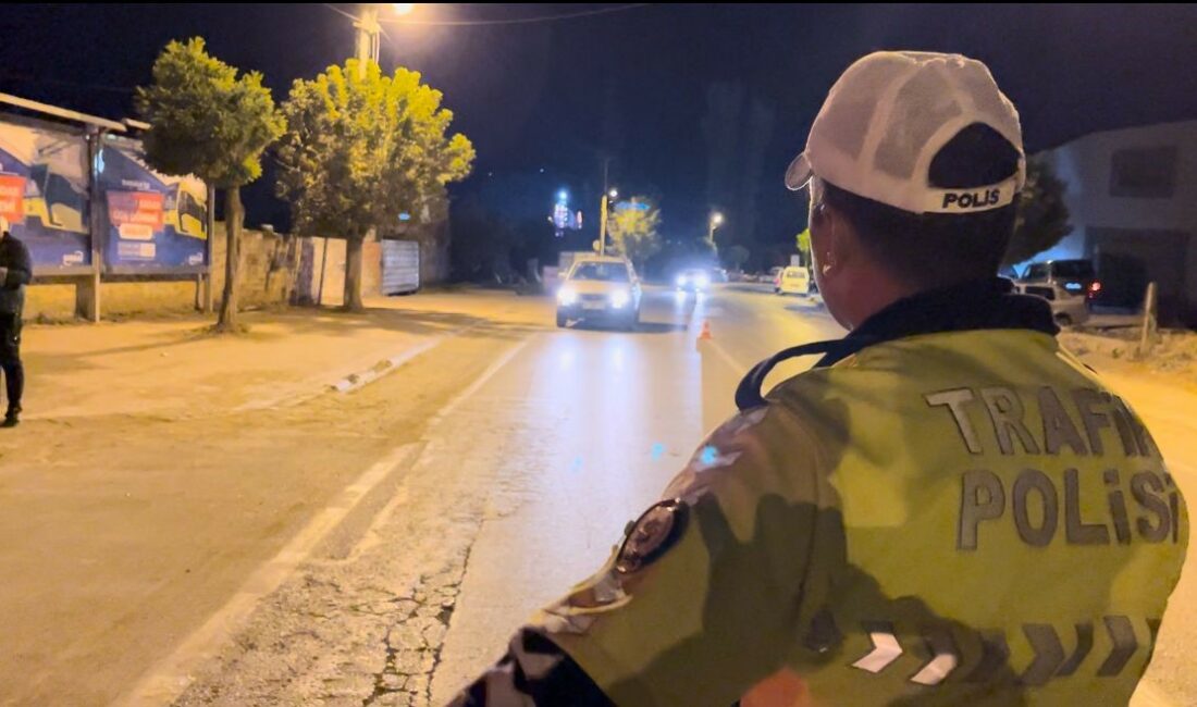 Bursa’nın İznik ilçesinde ‘huzur’ denetimi BURSA’NIN İZNİK İLÇESİNDE ‘HUZUR’ DENETİMİ