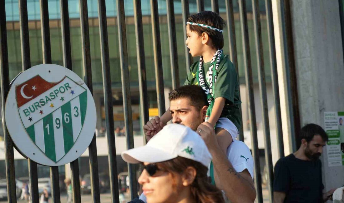 Bursaspor taraftarlarından, Muş Spor Kulübü maçına yoğun ilgi TFF 3. LİG 1. GRUP 4. HAFTASINDA BURSASPOR'UN, YÜZÜNCÜ YIL