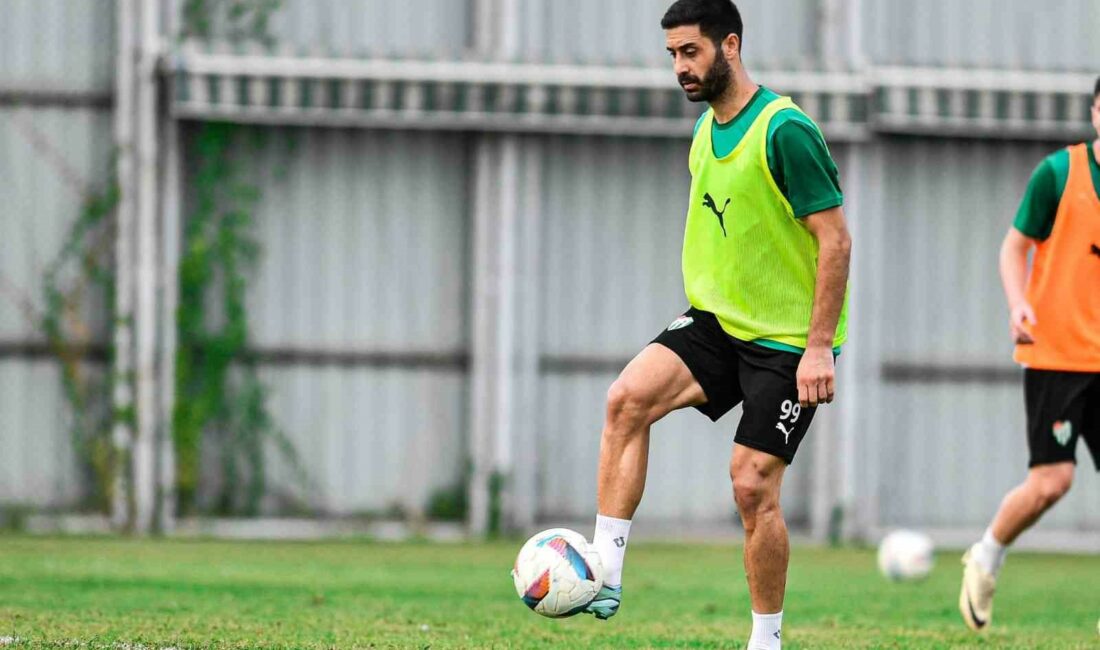 BURSASPOR'DA MUŞSPOR MAÇI HAZIRLIKLARI BU AKŞAM SAATLERİNDE YAPILAN ANTRENMANLA BAŞLADI.