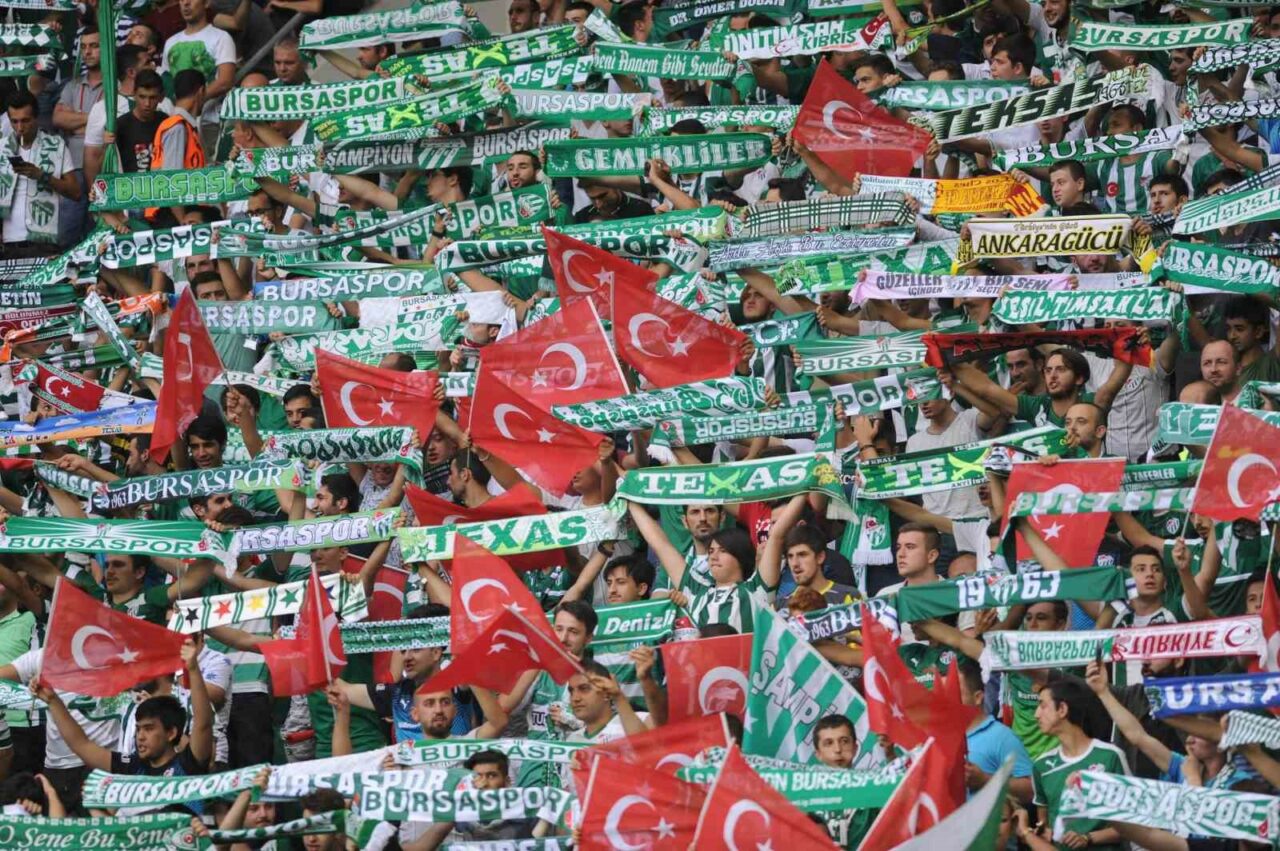 BURSASPOR KULÜBÜ, BİLET FİYATLARINI AÇIKLADI.
