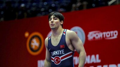 BURSA BÜYÜKŞEHİR BELEDİYESPOR KULÜBÜ SPORCUSU AHMET YAĞAN, İSPANYA'DA DÜZENLENEN U20