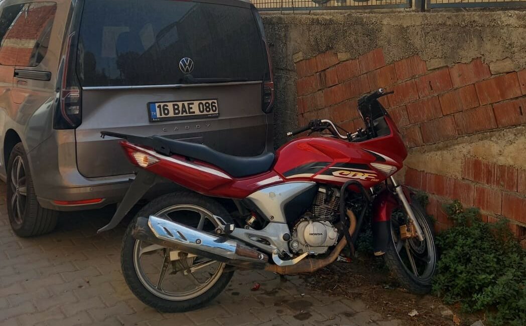 Çalınan 2 motor 47 kamera incelenerek bulundu BURSA'NIN YENİŞEHİR İLÇESİNDE ÇALINAN 2 MOTOSİKLET 47 KAMERA İNCELEMESİ SONUCUNDA