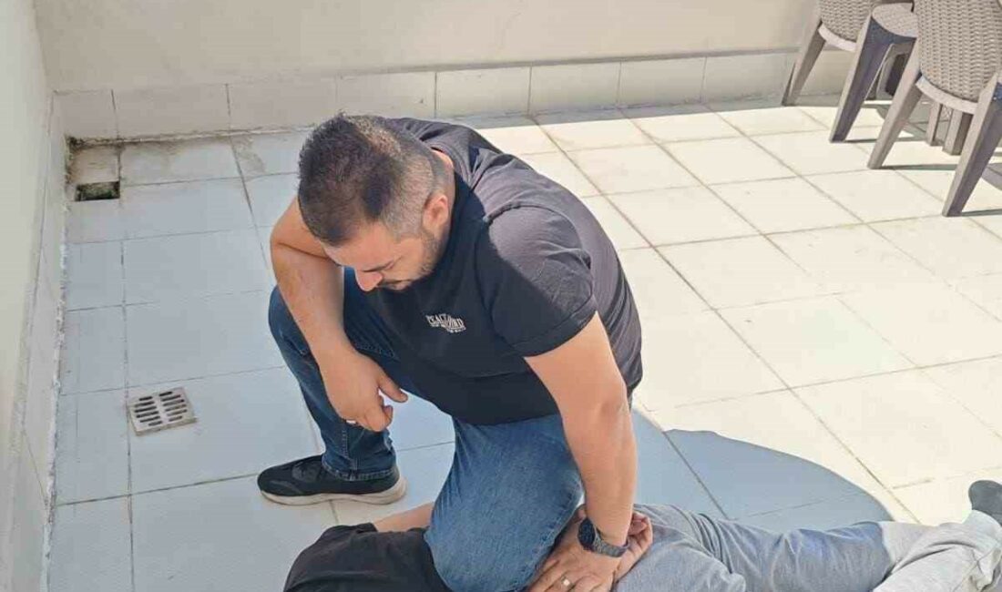 BURSA ASAYİŞ ŞUBE MÜDÜRLÜĞÜ İNFAZ BÜRO AMİRLİĞİ EKİPLERİ 13 YIL