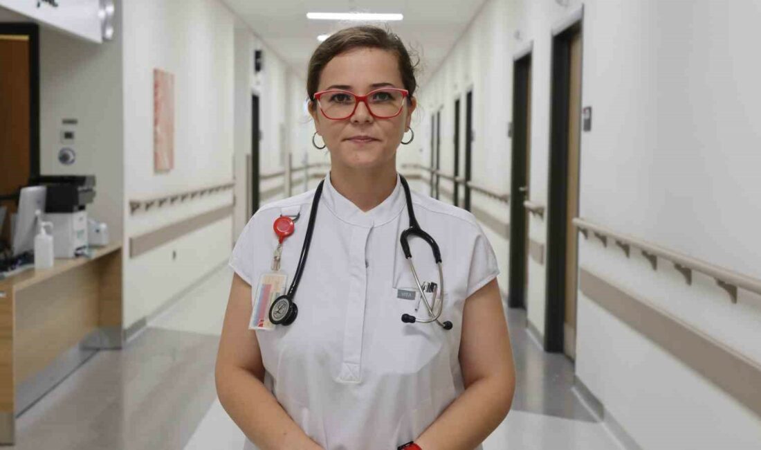 Ciddiyeti bilinmeyen hastalık: Sepsis SEPSİS HAKKINDA VATANDAŞLARIN YETERİ KADAR BİLİNÇ SAHİBİ OLMADIĞINI BELİRTEN BURSA
