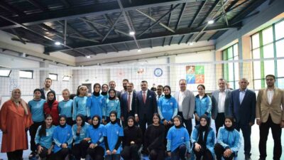 GEÇTİĞİMİZ YIL GERÇEKLEŞTİRDİKLERİ OKUL ZİYARETİ KAPSAMINDA ÖĞRENCİ VE İDARECİLERİN SPOR