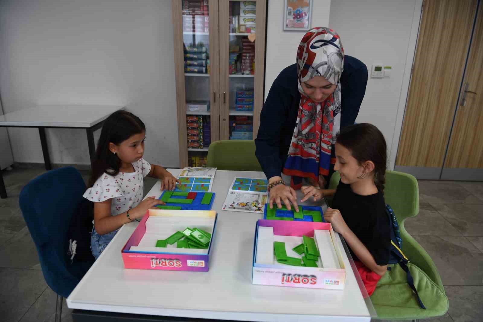 OSMANGAZİ BELEDİYESİ, ÇOCUKLARIN GELİŞİMİNE KATKIDA BULUNMAK VE ÖĞRENME BECERİLERİNİ GELİŞTİRMEK