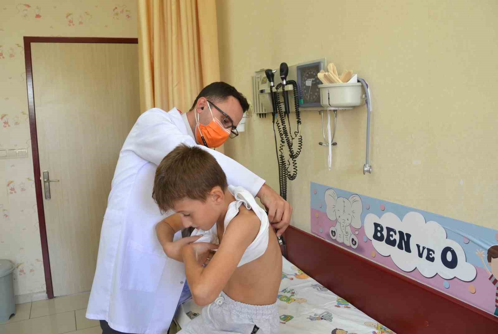 BURSA DÖRTÇELİK ÇOCUK HASTALIKLARI HASTANESİ’NDE GÖREVLİ ÇOCUK HASTALIKLARI UZMANI DR.