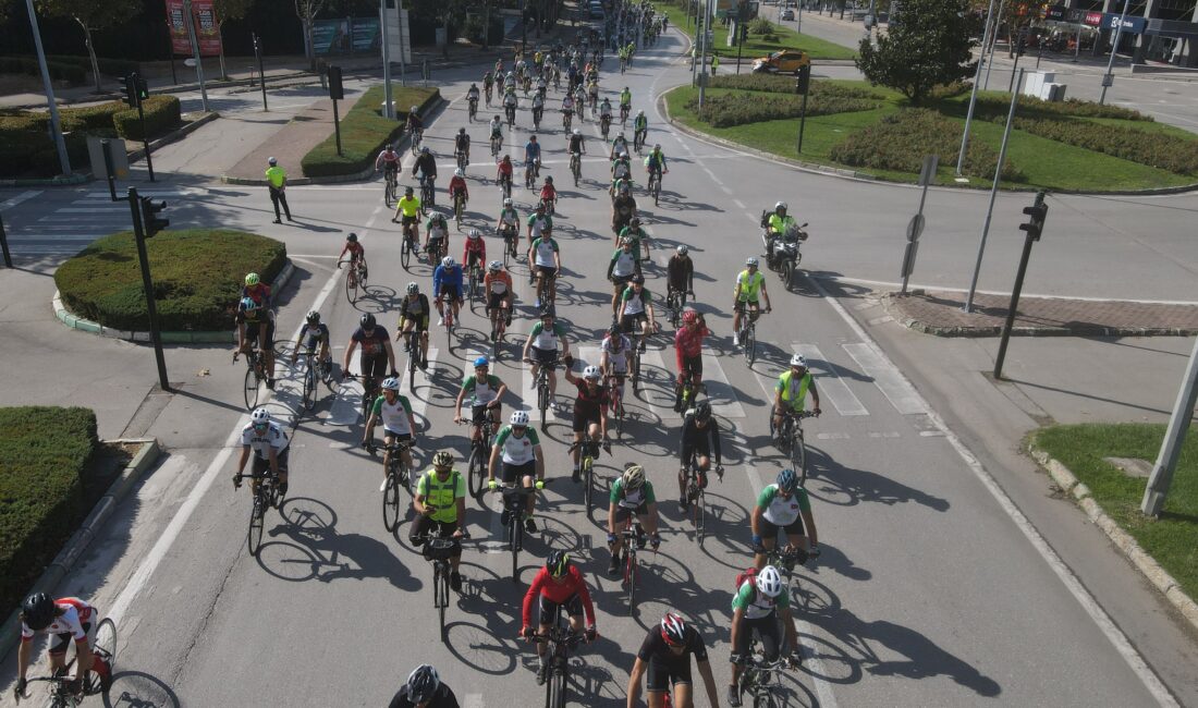 Bu kez pedalları “Yeniden Yeşile” çevirdiler Bursa Tophane Rotary Kulübü tarafından bu sene 16’ıncısı organize edilen