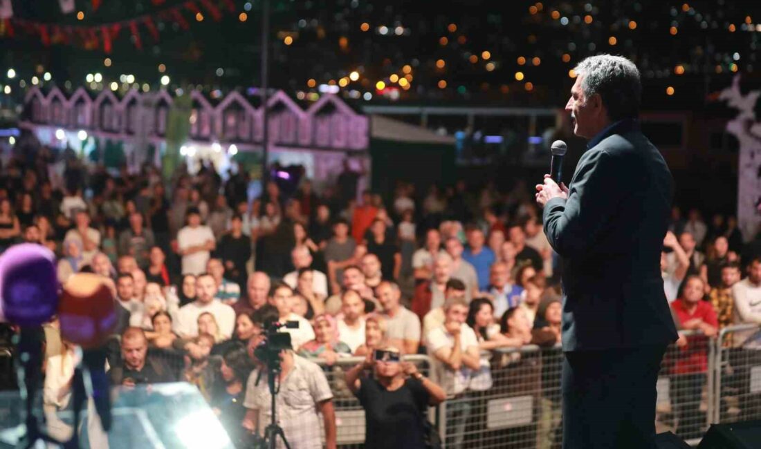 Dünyanın en kaliteli zeytini için coşkulu festival BU YIL 31. KEZ DÜZENLENEN ULUSLARARASI GEMLİK ZEYTİNİ FESTİVALİ, ÇEŞİTLİ