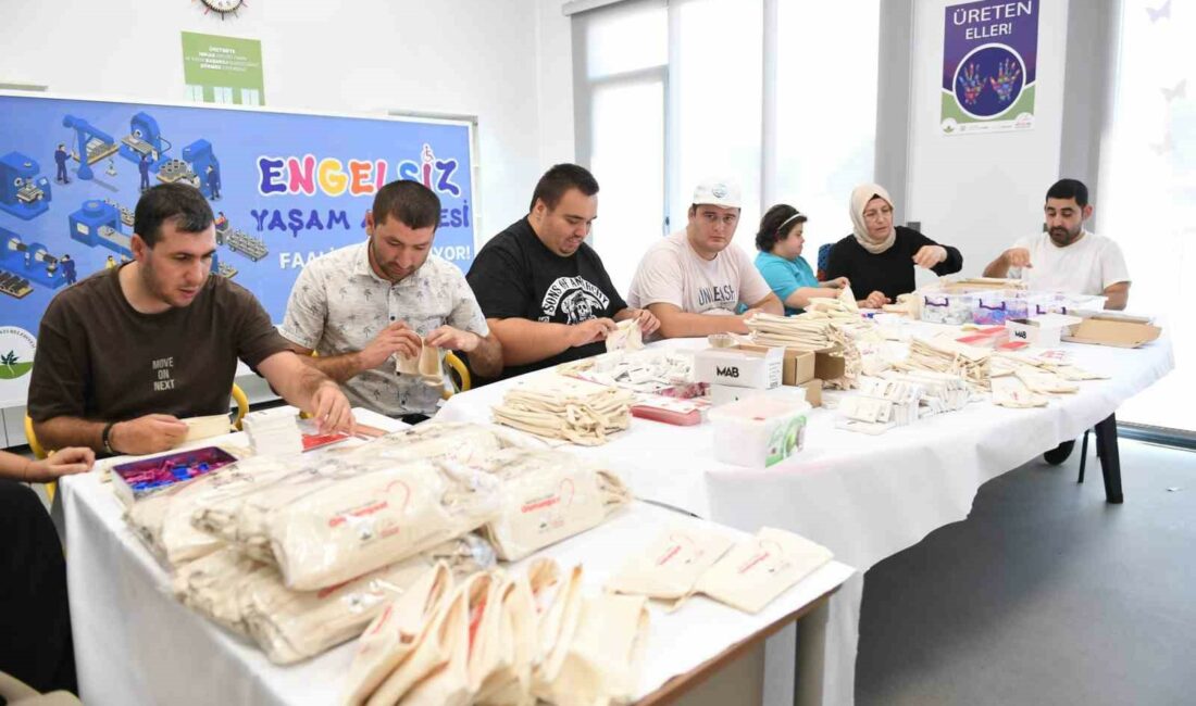 OSMANGAZİ BELEDİYESİ ENGELLİLER BAKIM MERKEZİ’NDE (OBAM) EĞİTİM ALAN ENGELLİ BİREYLER,