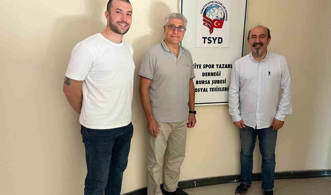 Finalspor’dan TSYD Bursa’ya ziyaret FİNALSPOR İKİNCİ BAŞKANI TAHSİN YILDIRIM İLE GENEL MENAJER MUSTAFA KEMAL