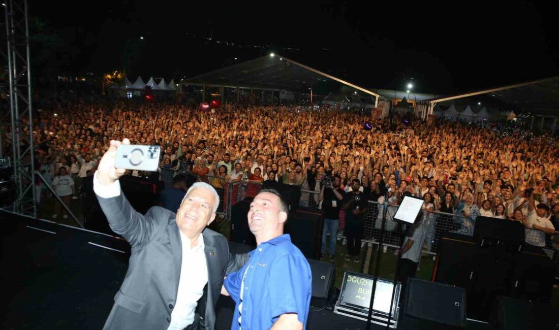 Gastronomi Festivali’nde Oğuzhan Koç rüzgarı BURSA BÜYÜKŞEHİR BELEDİYESİ TARAFINDAN DÜZENLENEN 3. BURSA ULUSLARARASI GASTRONOMİ FESTİVALİ’NİN