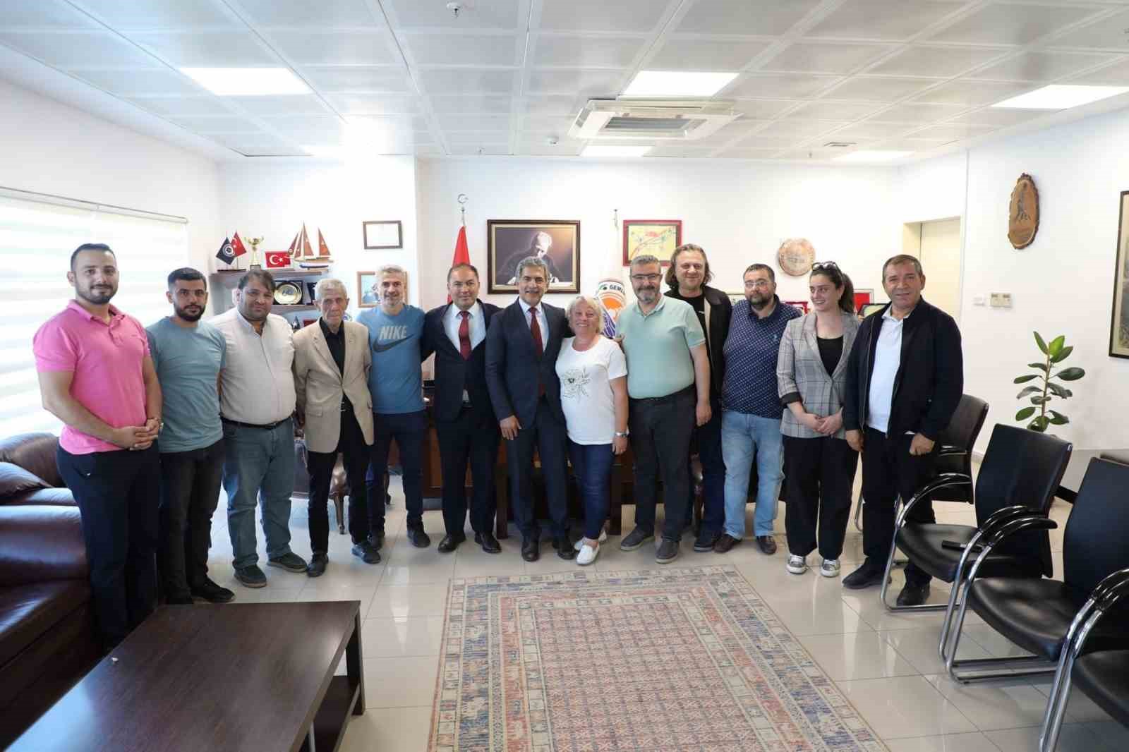 GEMLİK BELEDİYESİ, İLÇEMİZDE FAALİYET GÖSTEREN SPOR KULÜPLERİNE YARDIM VE KAYNAK