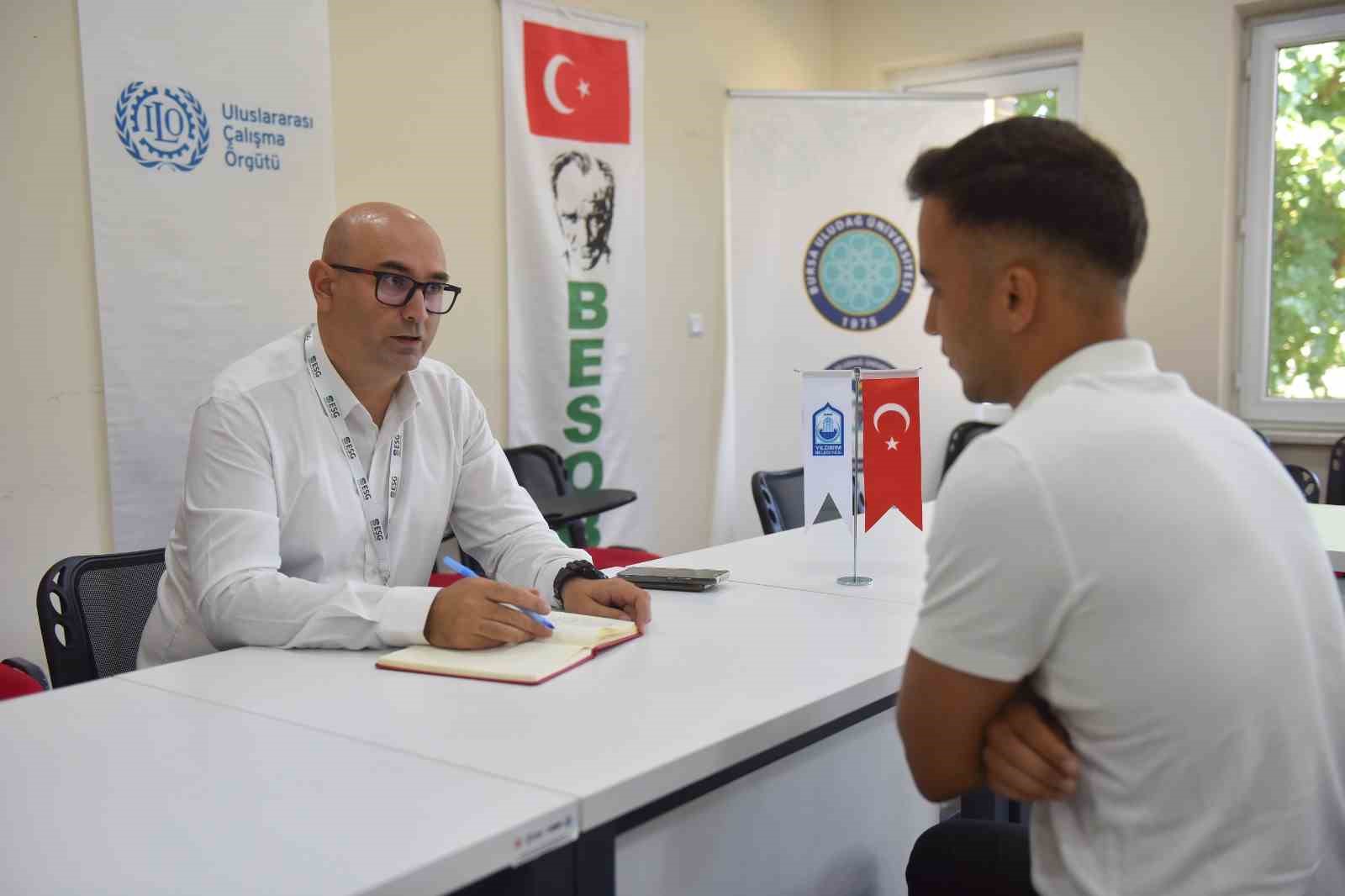 YILDIRIM BELEDİYESİ, İŞ ARAYAN VATANDAŞLAR İLE İŞVEREN ARASINDA KÖPRÜ KURMAYA