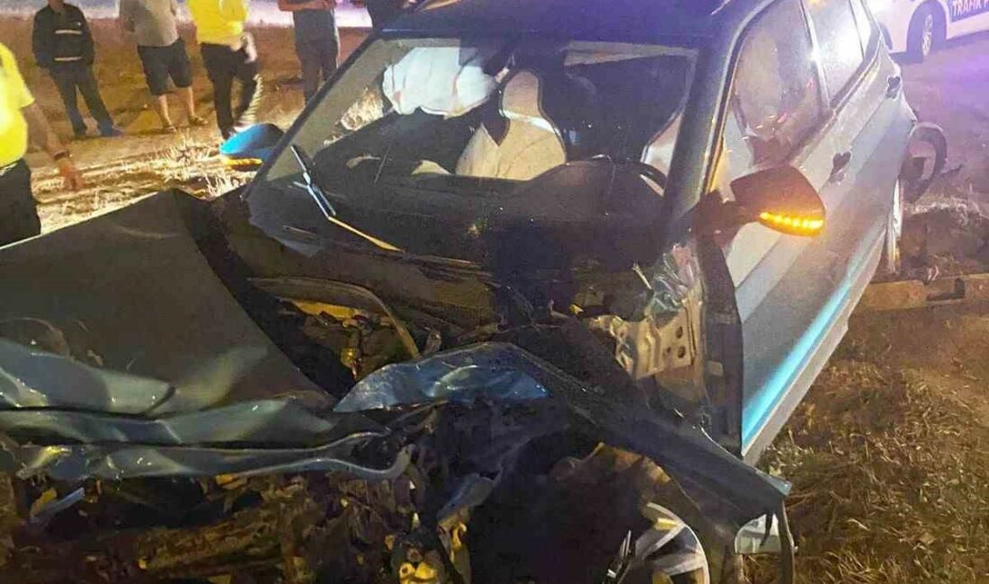 Kırmızı ışıkta geçen tır otomobile çarptı BURSA’NIN KARACABEY İLÇESİNDE KIRMIZI IŞIK İHLALİ YAPAN TIR OTOMOBİLİ BİÇTİ.