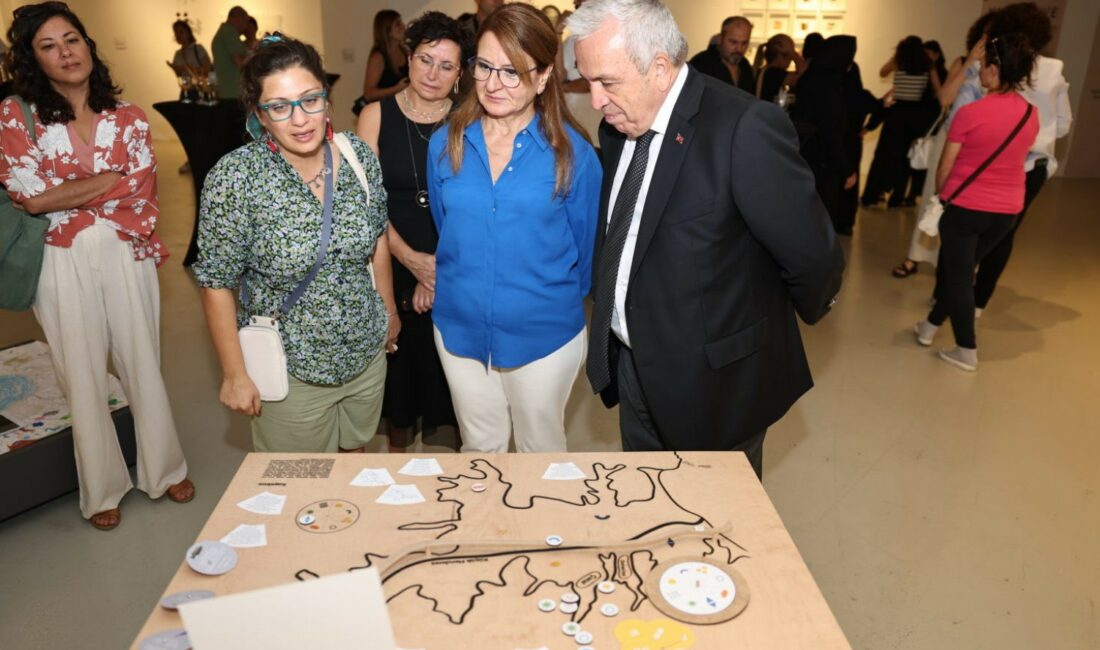 “Kısa Bir Komşuluk” eserleri bu sergide NİLÜFER BELEDİYESİ’NİN VE İKSV İŞ BİRLİĞİYLE YÜRÜTTÜĞÜ KONSERVE: KENTLER ARASI