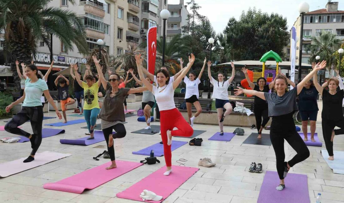 Mudanya’da pazar sabahı yoga ile başladı MUDANYA BELEDİYESİ VE EFLATUN YOGA YAŞAM OKULU’NUN İŞBİRLİĞİ İLE GÜZELYALI