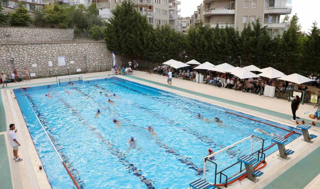 Mudanya’nın ilk Sutopu Şenliği büyük ilgi gördü MUDANYA BELEDİYE BAŞKANI DENİZ DALGIÇ, BU YIL İLK KEZ DÜZENLENEN