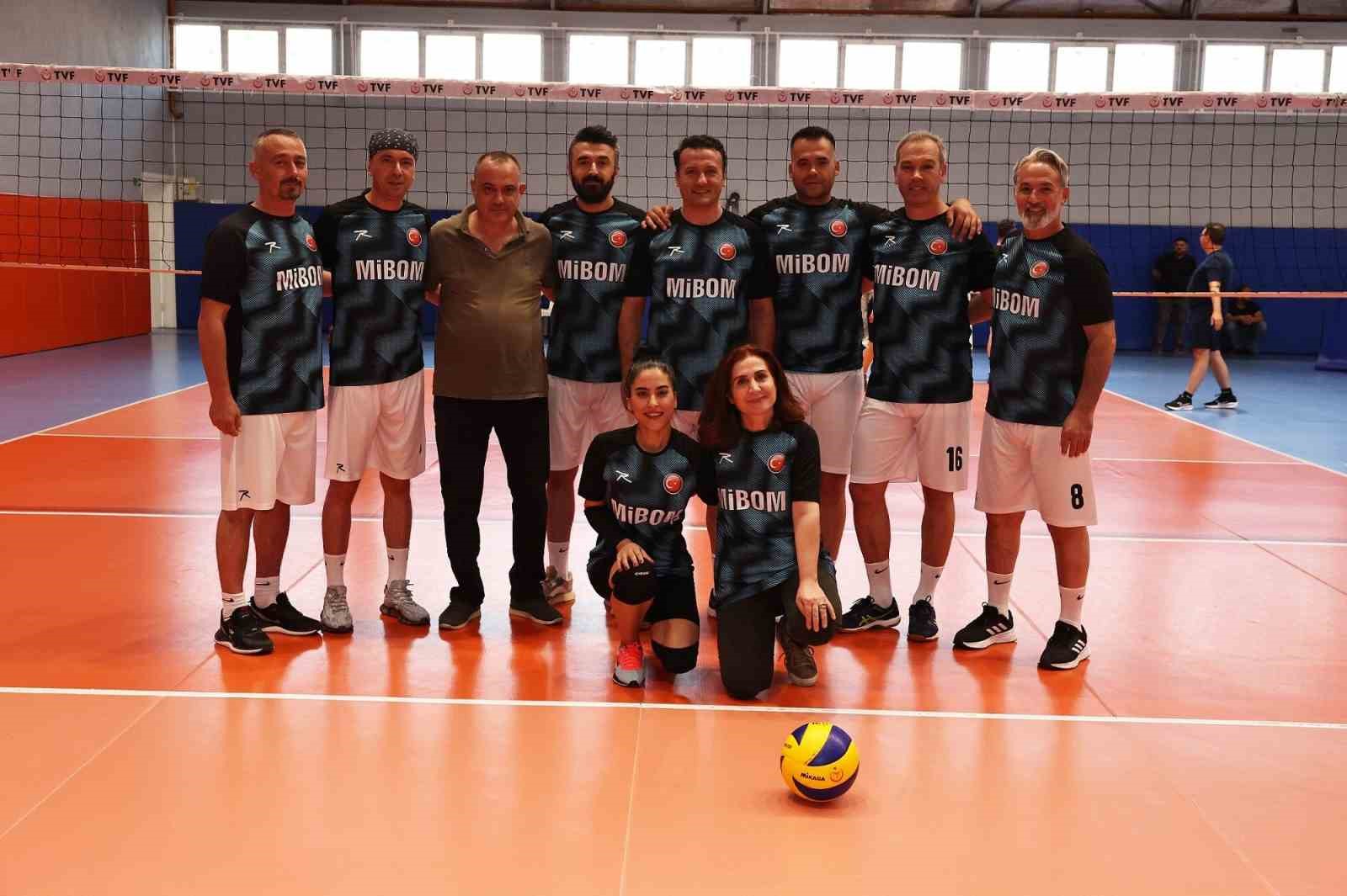 NİLÜFER BELEDİYESİ ÇALIŞANLARI ARASINDA DÜZENLENEN BİRİMLER ARASI VOLEYBOL TURNUVASI, HEYECAN