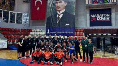 NİLÜFER BELEDİYESPOR ERKEK HENTBOL TAKIMI, İZMİR BÜYÜKŞEHİR BELEDİYE SPOR KULÜBÜ’NÜ