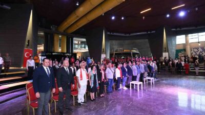 OSMANGAZİ BELEDİYESİ, BURSA’NIN DÜŞMAN İŞGALİNDEN KURTULUŞUNUN 102’İNCİ YILDÖNÜMÜNDE ‘ATATÜRK’ÜN SEVDİĞİ