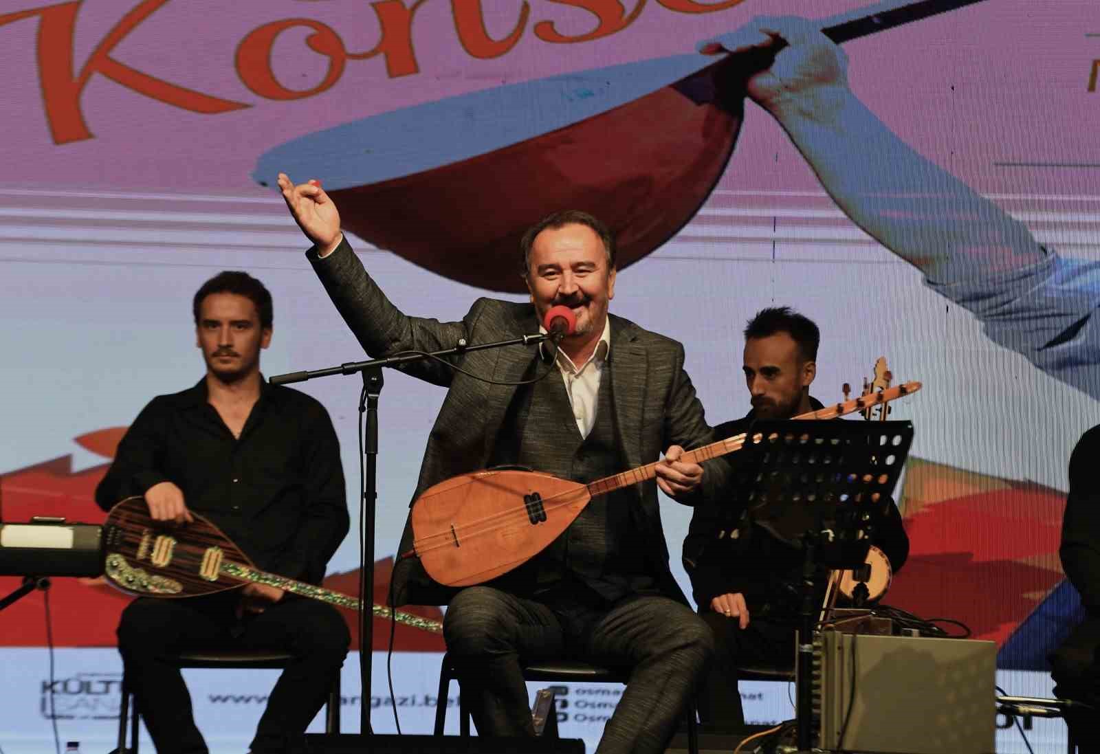 OSMANGAZİ BELEDİYESİ TARAFINDAN GERÇEKLEŞTİRİLEN ‘GÜZ KONSERİ’ KAPSAMINDA SAHNEYE ÇIKAN DAĞ