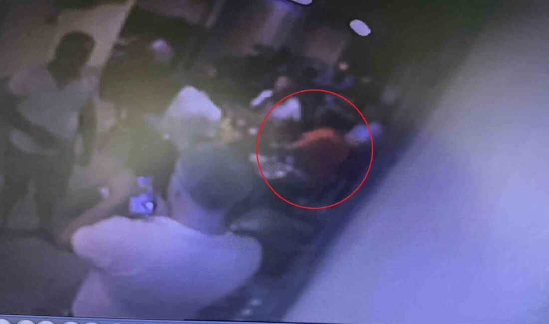 15 yıl hapis cezasıyla aranıyordu, okey oynarken böyle yakalandı BURSA'DA ÇEŞİTLİ SUÇLARDAN HAKKINDA 15 YIL 2 AY KESİNLEŞMİŞ HAPİS