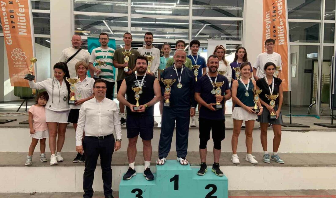 Raket Sporları Turnuvası’nda kazananlar belli oldu NİLÜFER BELEDİYESİ’NİN AVRUPA HAREKETLİLİK HAFTASI NEDENİYLE DÜZENLEDİĞİ RAKET SPORLARI TURNUVASI’NDA