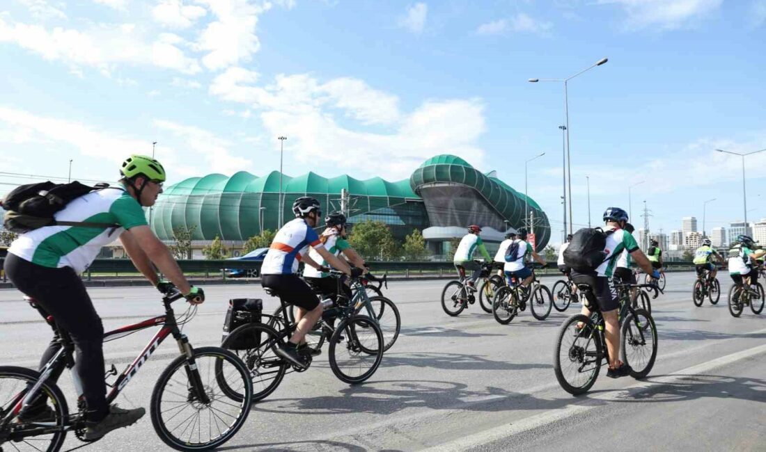 Sporseverler, yeşile pedalladı 'YEŞİLE PEDALLA, YENİDEN YEŞİLE PEDALLA' TEMASIYLA 16’INCISI DÜZENLENEN 'TOPHANE-NİLÜFER-MUDANYA BİSİKLET