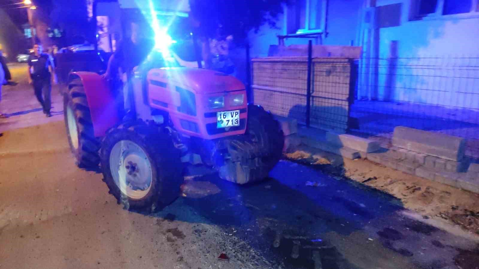 KONTROLDEN ÇIKAN TRAKTÖRÜN ALTINA GİRDİ : 1 ÖLÜ