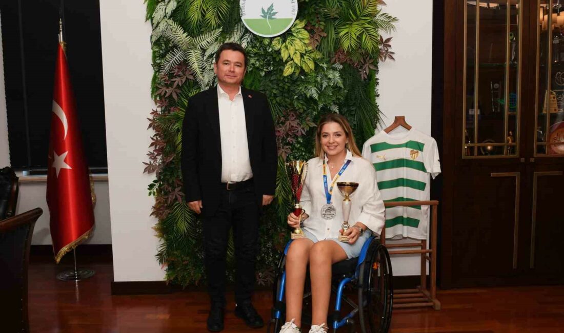 OSMANGAZİ BELEDİYESİ YAZI İŞLERİ MÜDÜRLÜĞÜ PERSONELİ KÜBRA DENİZCİ KESKİN, DÜNYADAKİ