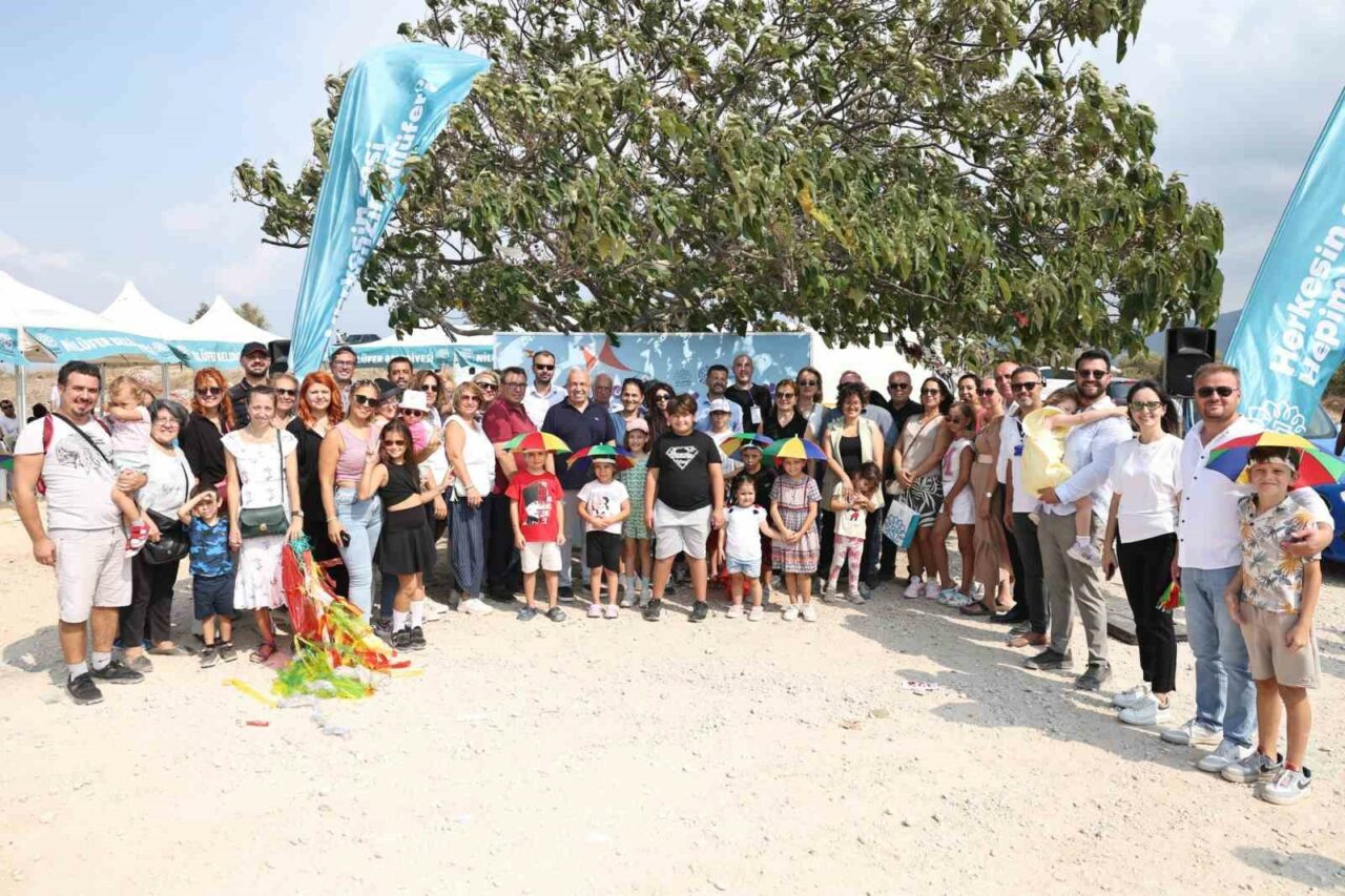 NİLÜFER BELEDİYESİ VE NİLÜFER KENT KONSEYİ'NİN DÜZENLEDİĞİ "NİLÜFER UÇURTMA ŞENLİĞİ",