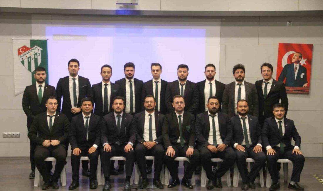 ÜNİVERSİTELİ BURSASPORLULAR DERNEĞİ’NİN 7. OLAĞAN GENEL KURULU’NDA BAŞKANLIĞA OĞUZ KEMAL