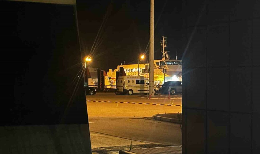 VAPURUN TUVALET KISMINDA SIR ÖLÜM