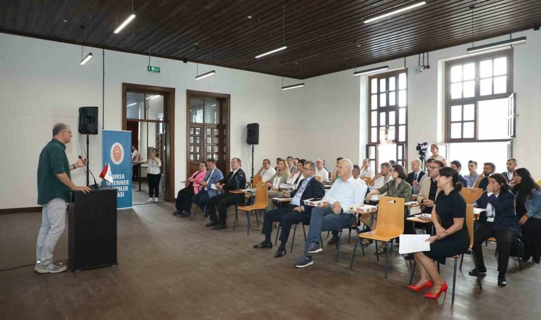Veteriner hekimler Mudanya’da buluştu HAYVANLARI KORUMA KANUNU’NDA YAPILAN DEĞİŞİKLİKLER İLE İLGİLİ OLARAK MUDANYA’DA BELEDİYEYE