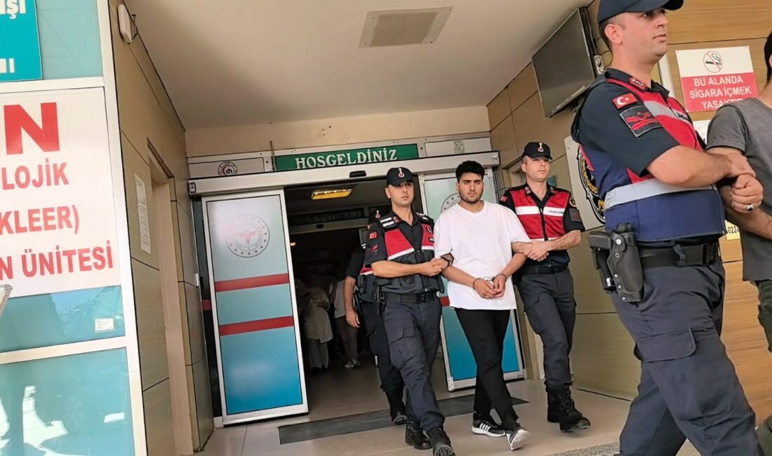 BURSA'NIN İNEGÖL İLÇESİNDE YOL VERME SEBEBİYLE ÇIKAN SİLAHLI KAVGADA 1