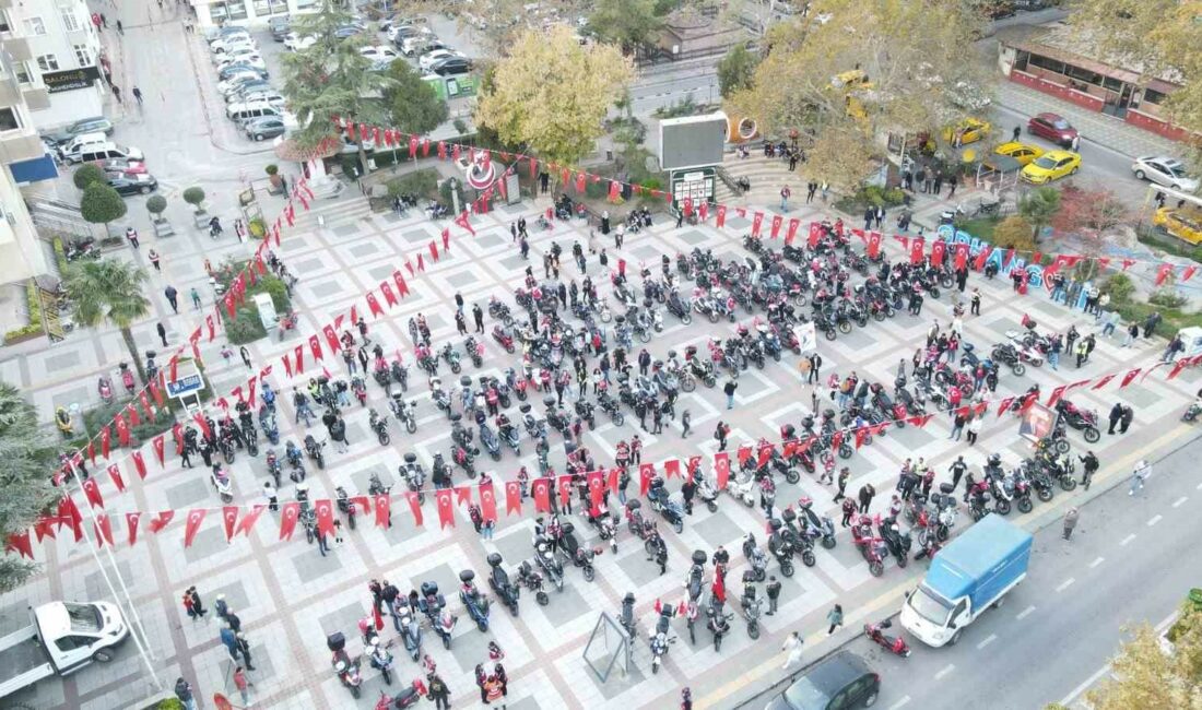 150 motorcudan Cumhuriyet Korteji 150 MOTORCUDAN CUMHURİYET KORTEJİ