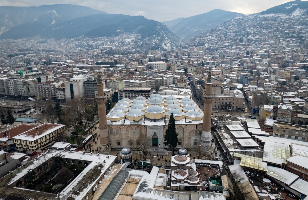 Bursa’da bazı yollar trafiğe kapatılacak Bursa'da Nilüfer Belediyesi Okullar arası Cumhuriyet Koşusu nedeniyle bazı yollar