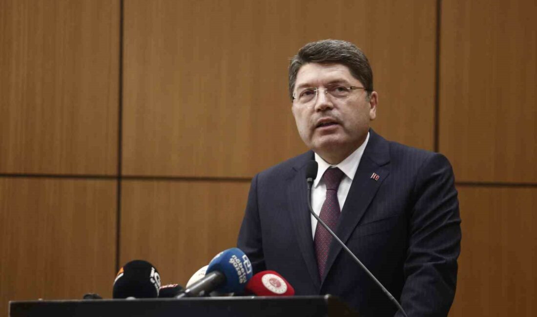 BURSA'DA MUDANYA ÜNİVERSİTESİ'NİN 2024-2025 AKADEMİK YILI AÇILIŞINA KATILAN ADALET BAKANI