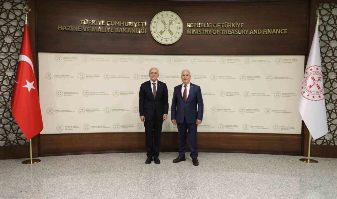 Bozbey, Mehmet Şimşek’ten destek istedi BAŞKAN BOZBEY MALİYE VE HAZİNE BAKANI MEHMET ŞİMŞEKİ ZİYARET ETTİ