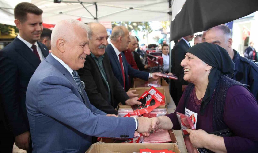 Başkan Bozbey’den Bursalılara ’Cumhuriyet Bayramı’ çağrısı ORHANGAZİ PARKI’NDA 29 EKİM CUMHURİYET BAYRAMI İÇİN BURSALILARA ATATÜRK POSTERİ