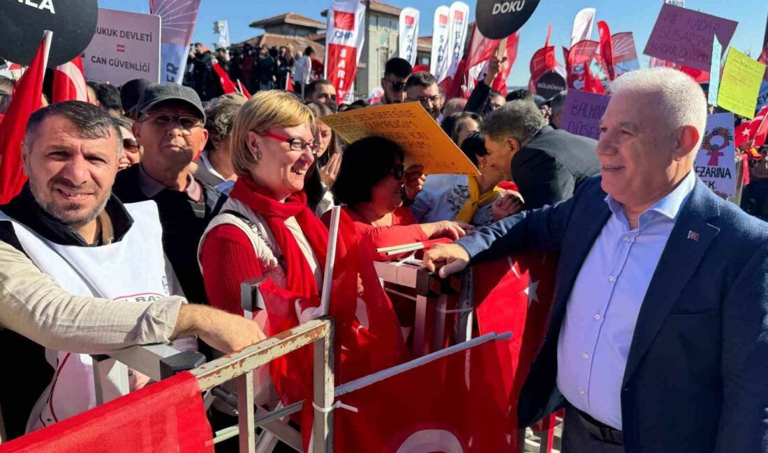 Başkan Bozbey’den teröre ve şiddete karşı yaşam hakkına destek BURSA BÜYÜKŞEHİR BELEDİYE BAŞKANI MUSTAFA BOZBEY, CHP'NİN DÜZENLEDİĞİ ‘TERÖRE VE