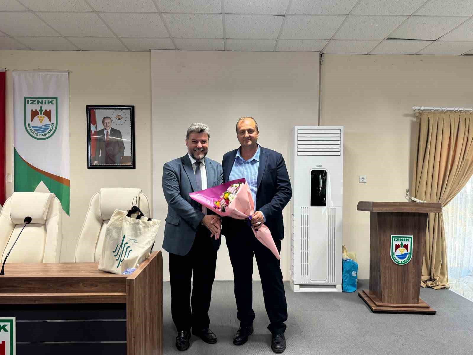 İZNİK BELEDİYE BAŞKANI KAĞAN MEHMET USTA, YUNANİSTAN’DAN GELEN HEYET İLE