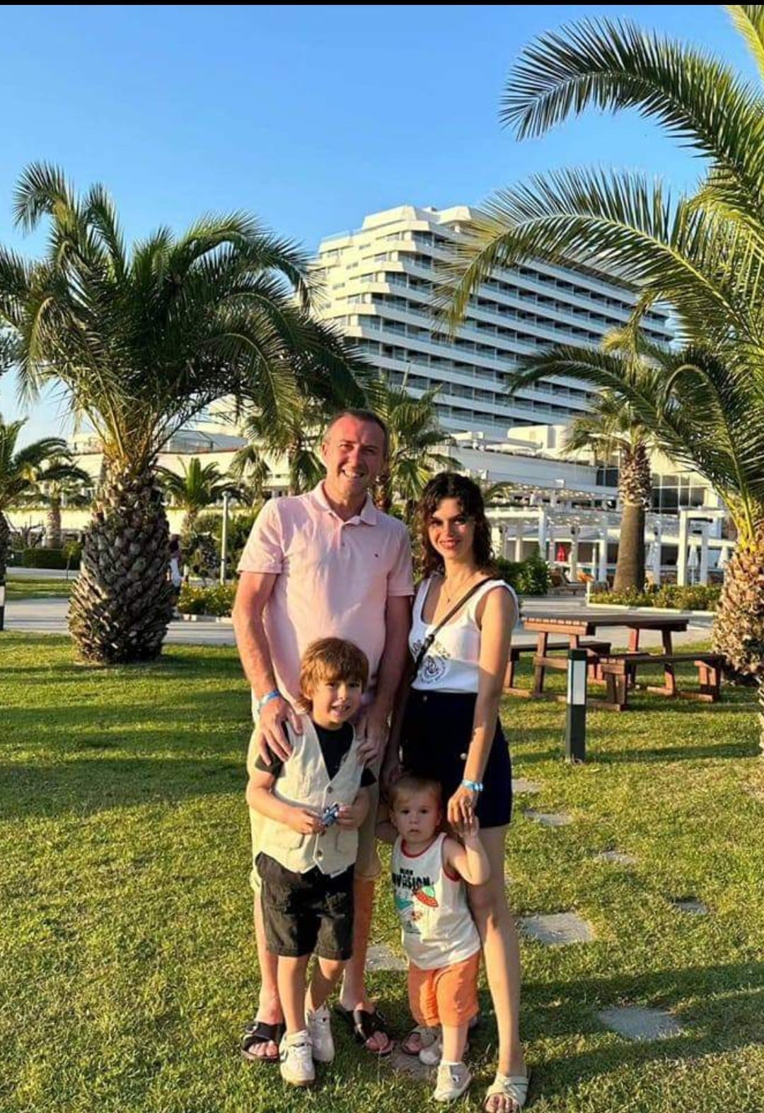 BURSA'DA UZUN YILLAR EKONOMİ VE MAGAZİN MUHABİRLİĞİ YAPAN SON OLARAK