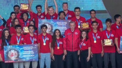 BURSA ULUDAĞ ÜNİVERSİTESİ ÖĞRENCİLERİ ÖLÜMCÜŞ HASTALIK OLAN (AMYOTROFİK LATERAL SKLEROZ),