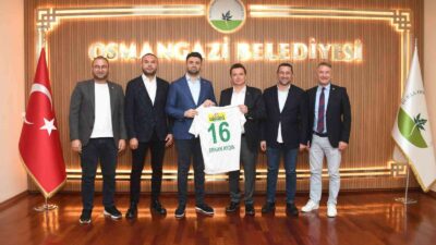 BURSASPOR BAŞKANI ENES ÇELİK VE YÖNETİM KURULU ÜYELERİ, OSMANGAZİ BELEDİYE