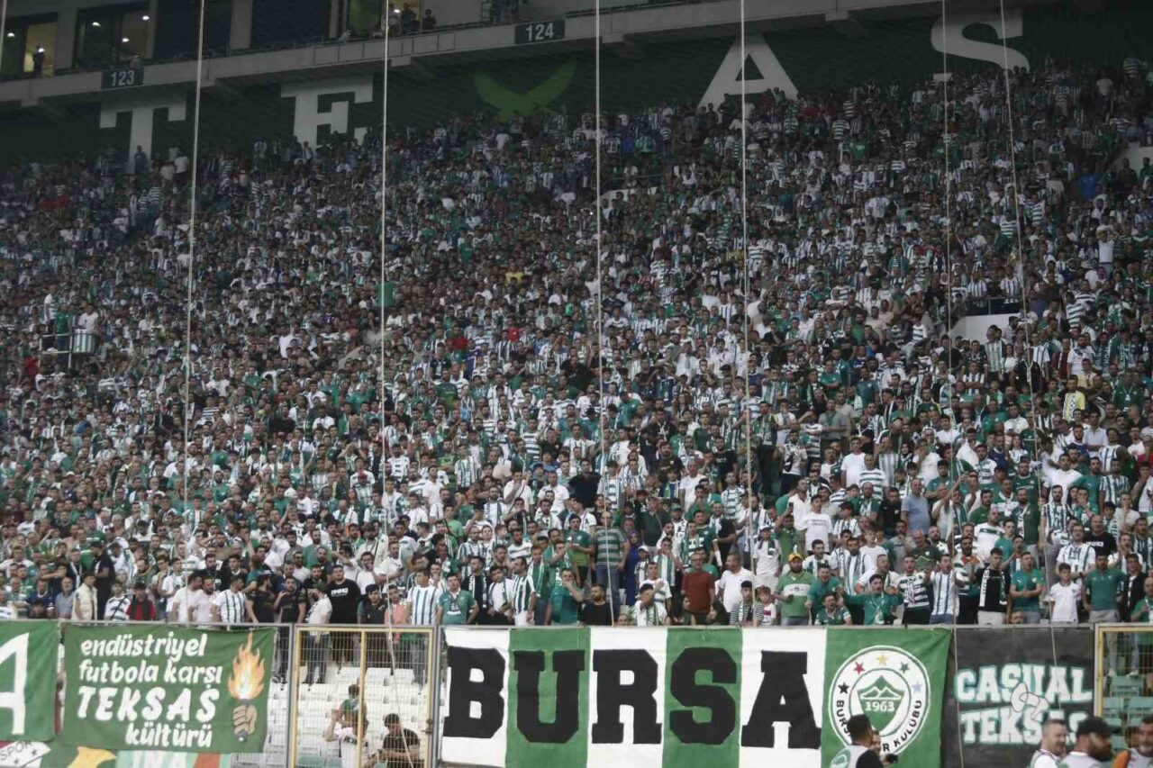 BURSASPOR YÖNETİMİ, MAÇ GÜNÜ YAPILAN KARABORSA BİLET SATIŞLARINA ÖNLEM ALDI.
