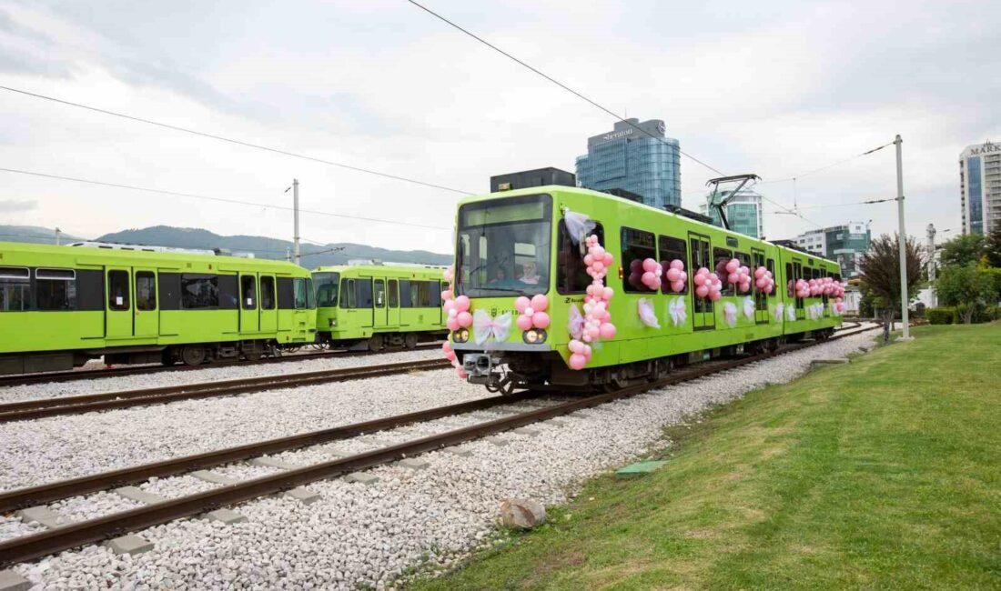 BURULAŞ’ta pembe balonlar gökyüzüne bırakıldı BURSA BÜYÜKŞEHİR BELEDİYESİ İŞTİRAKLERİNDEN BURULAŞ, ‘MEME KANSERİ FARKINDALIK AYI’ ETKİNLİKLERİ